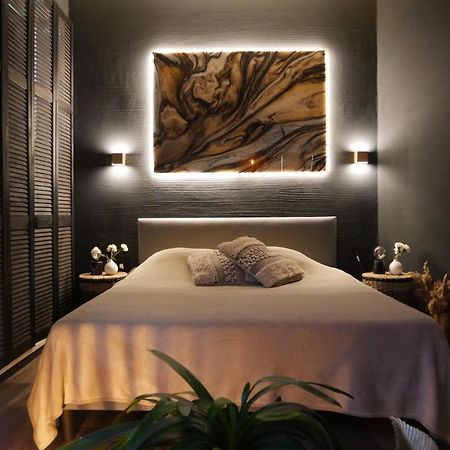 Sleep Inn - Black And Gold Loft Antwerp Cityview Luaran gambar