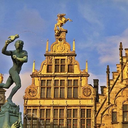 Sleep Inn - Black And Gold Loft Antwerp Cityview Luaran gambar