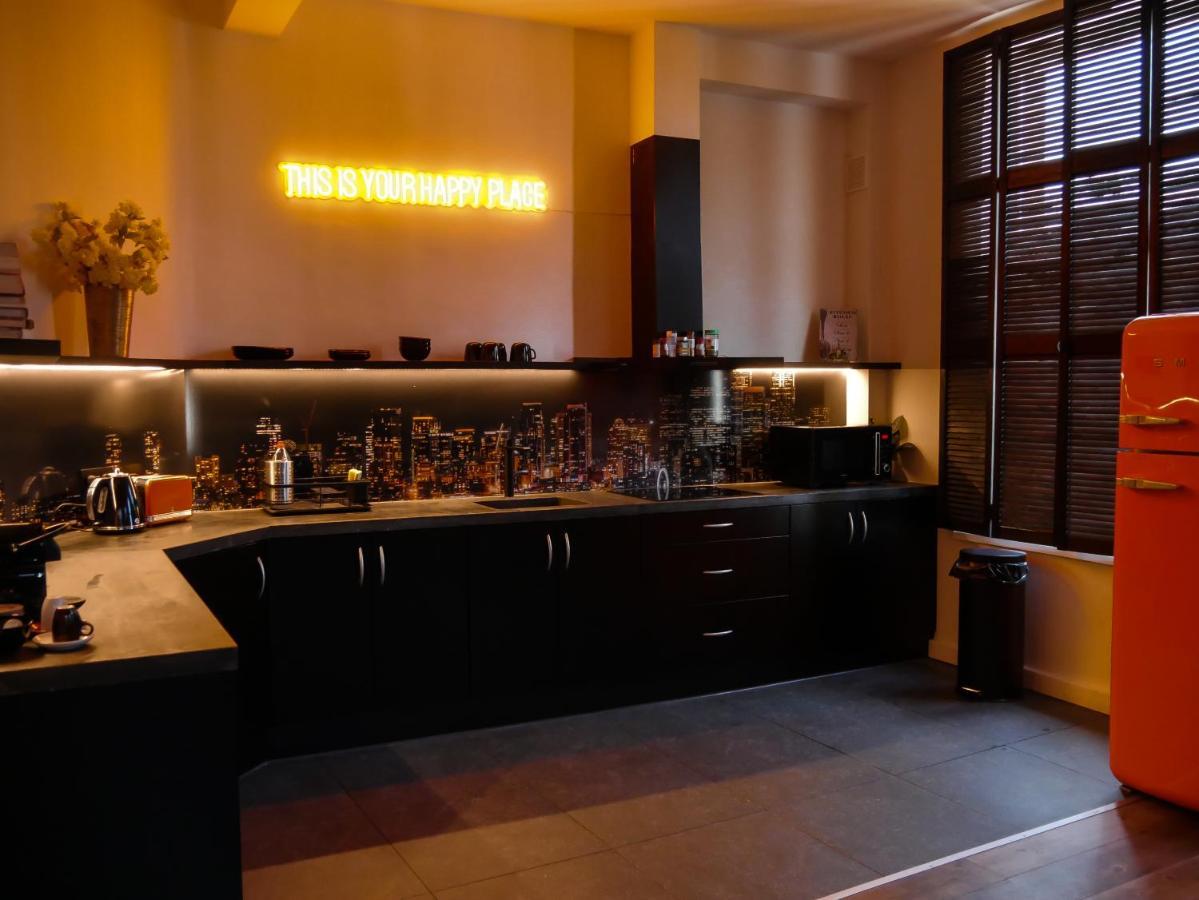 Sleep Inn - Black And Gold Loft Antwerp Cityview Luaran gambar