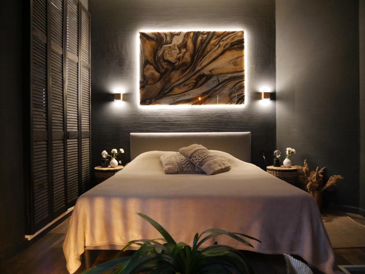 Sleep Inn - Black And Gold Loft Antwerp Cityview Luaran gambar